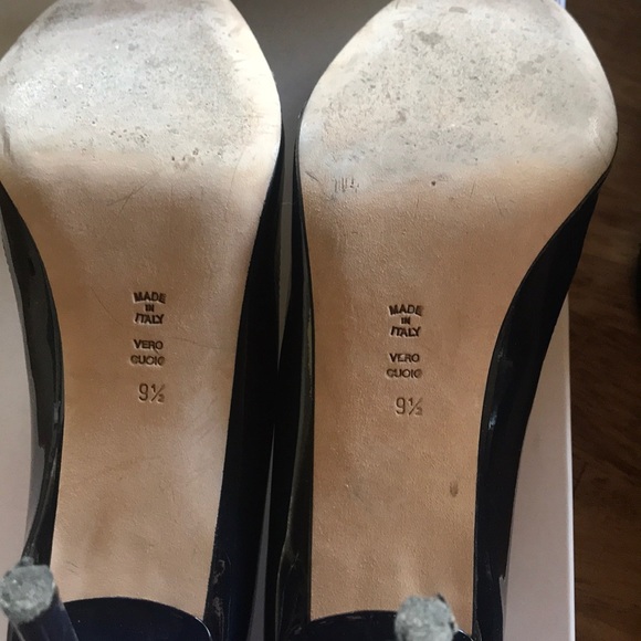 Butter Patent Navy Shoes - Picture 5 of 7